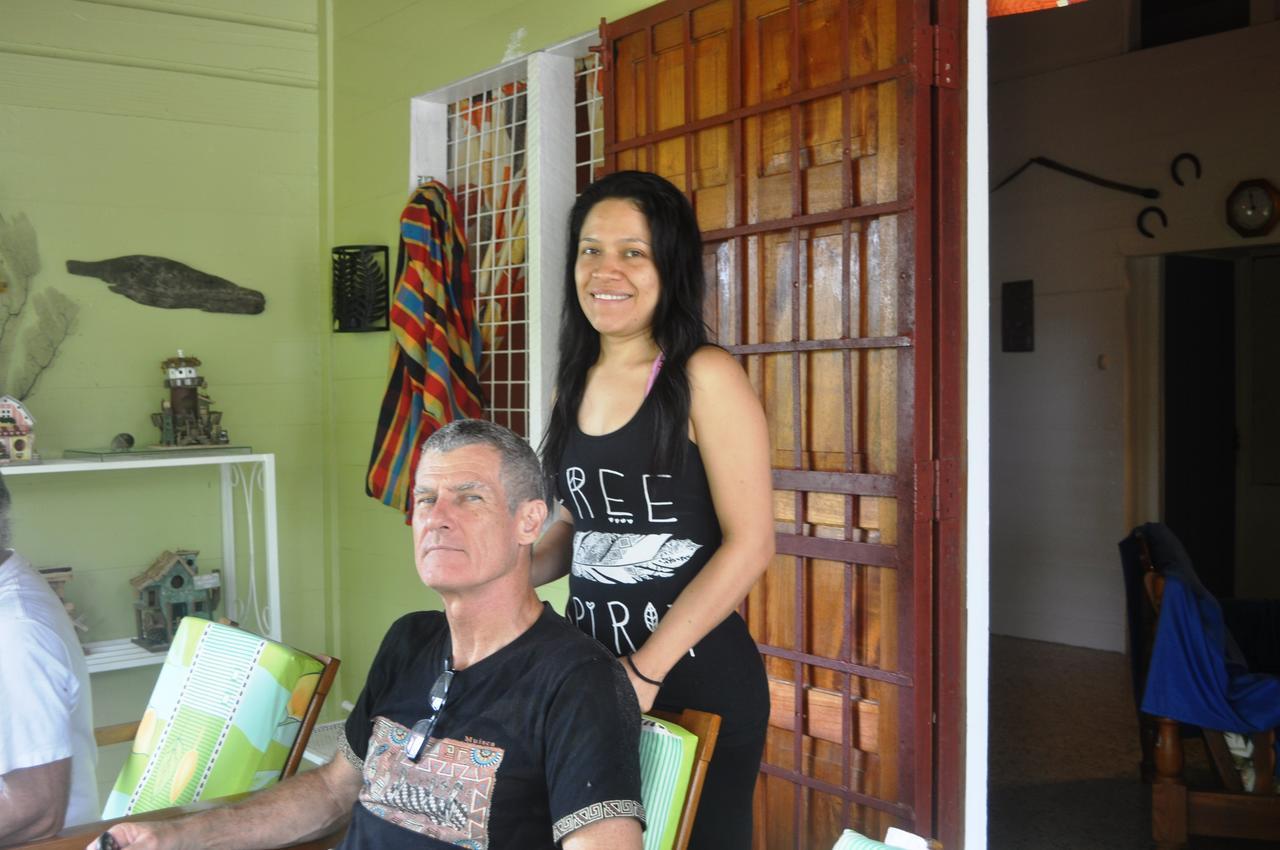 Leatherback Lodge Eco B&B Salybia エクステリア 写真